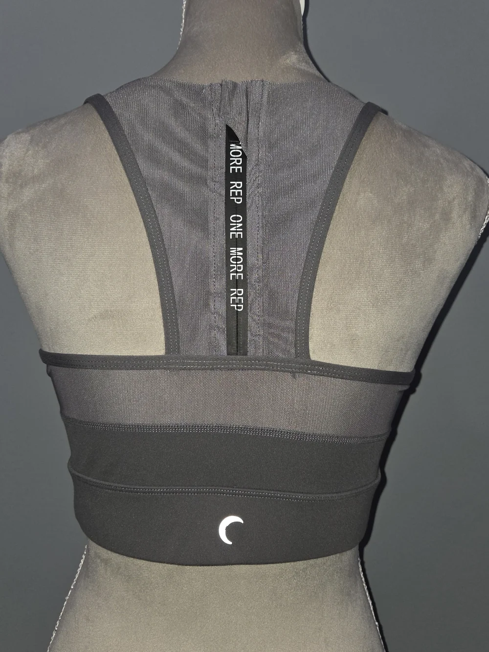 ZYIA All-Star Sports Bra - Gray With Mesh - Large - Like New!